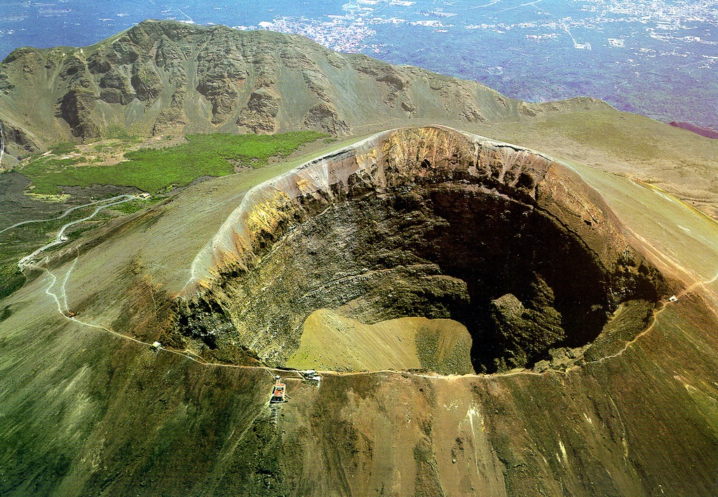 「Mount Epomeo, Italy」的圖片搜尋結果
