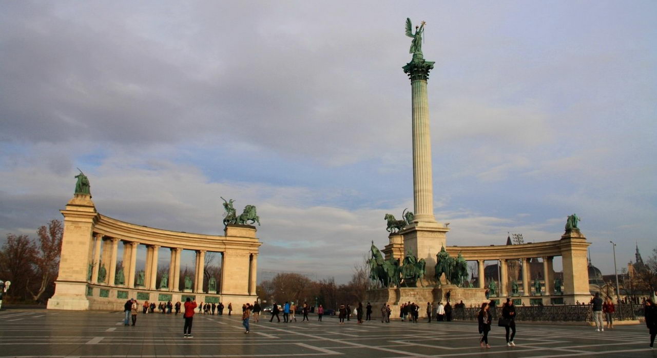 budapest-Heroes square