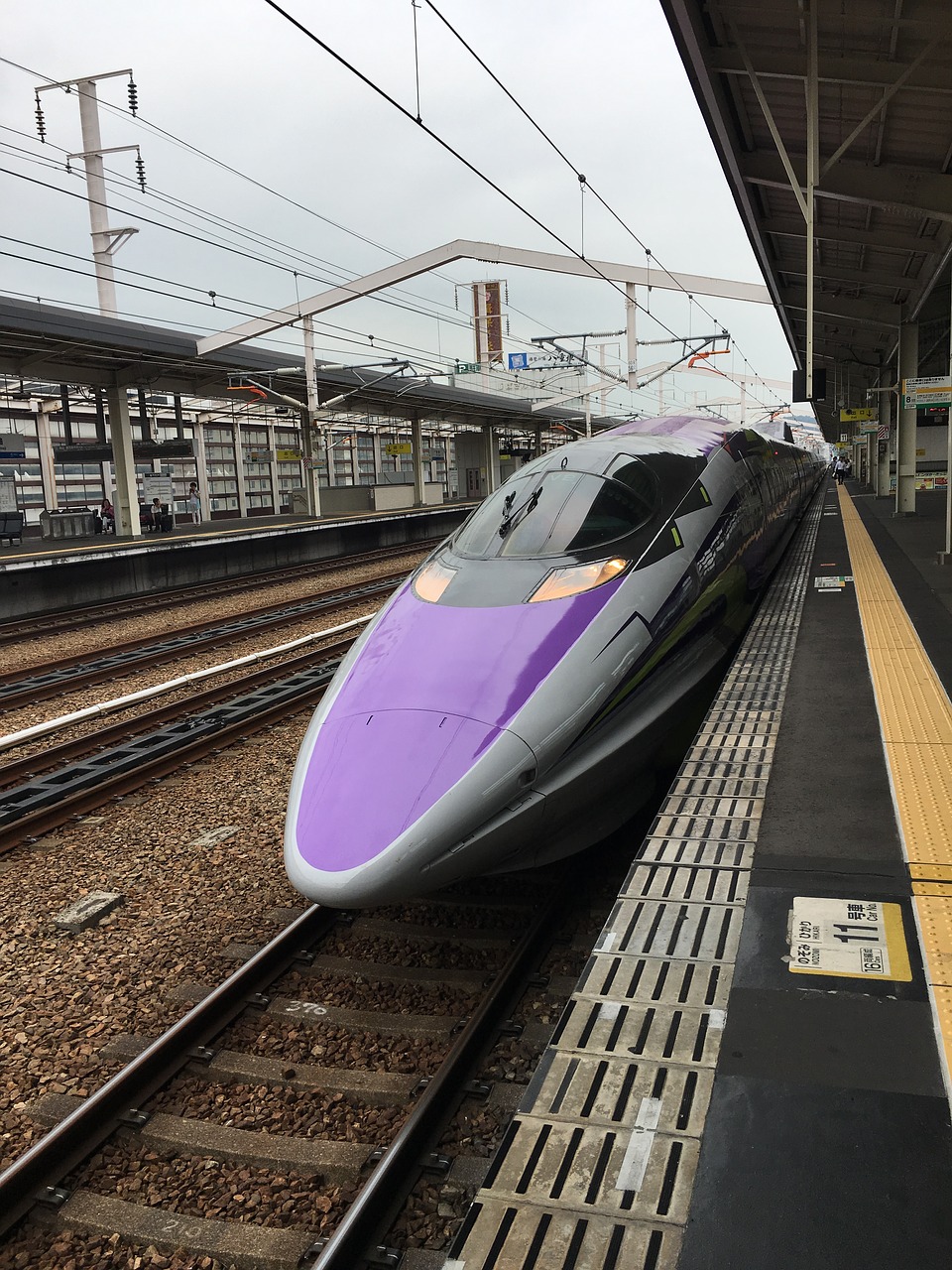 bullet-train.jpg