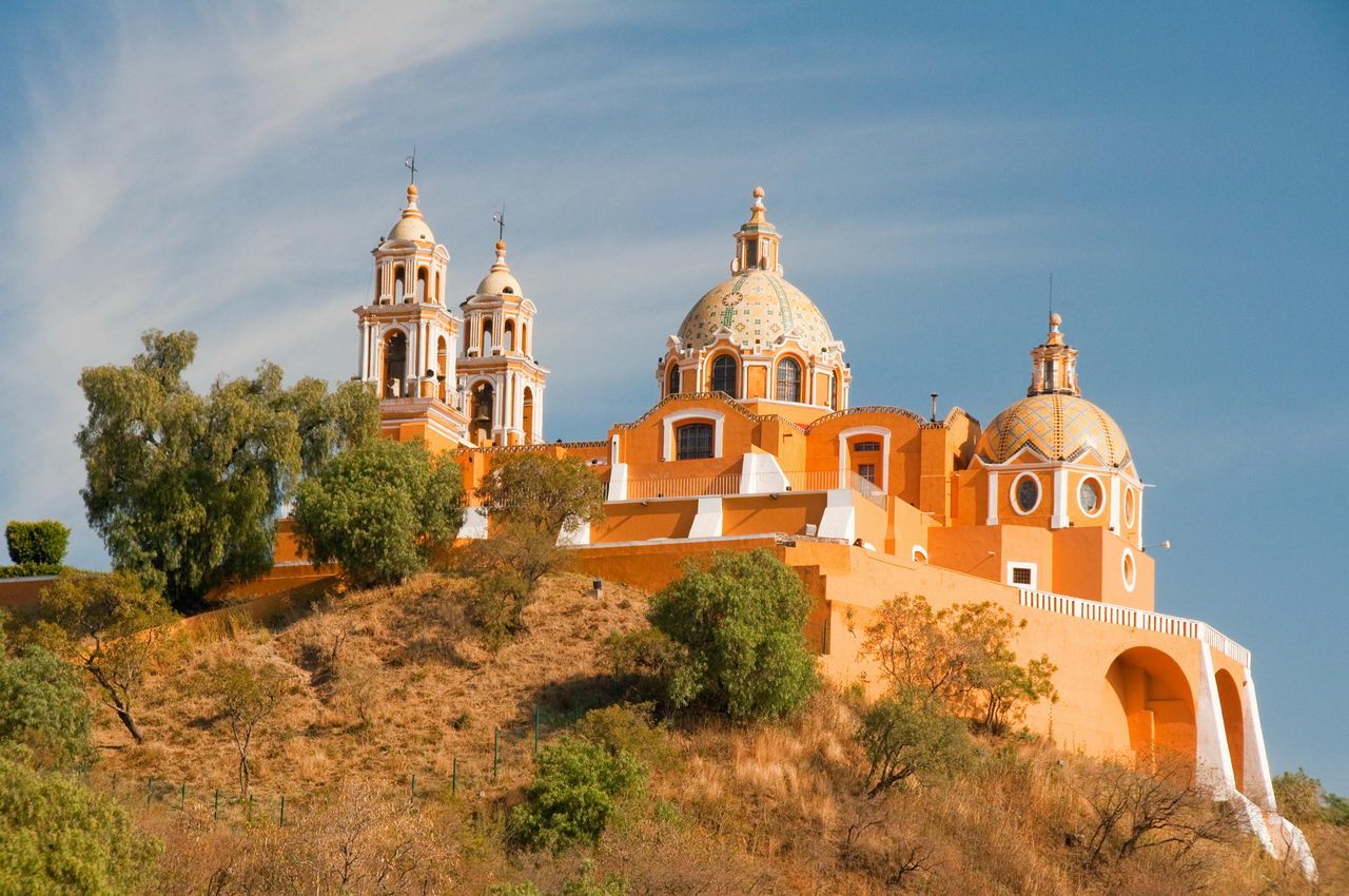 Cholula, Puebla, Mexico_kicsinyitett.jpg