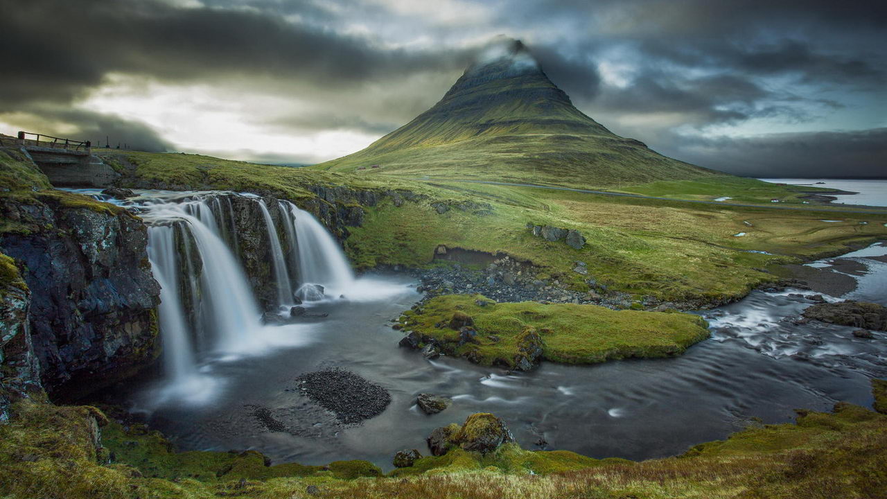 kirkjufell-waterfall, Iceland