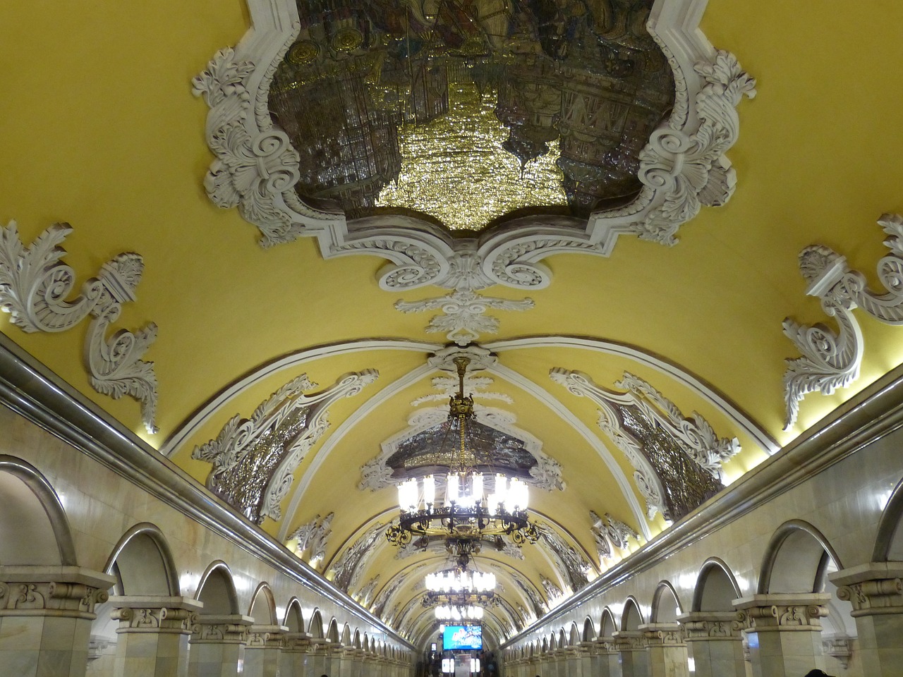 moszkva metro.jpg