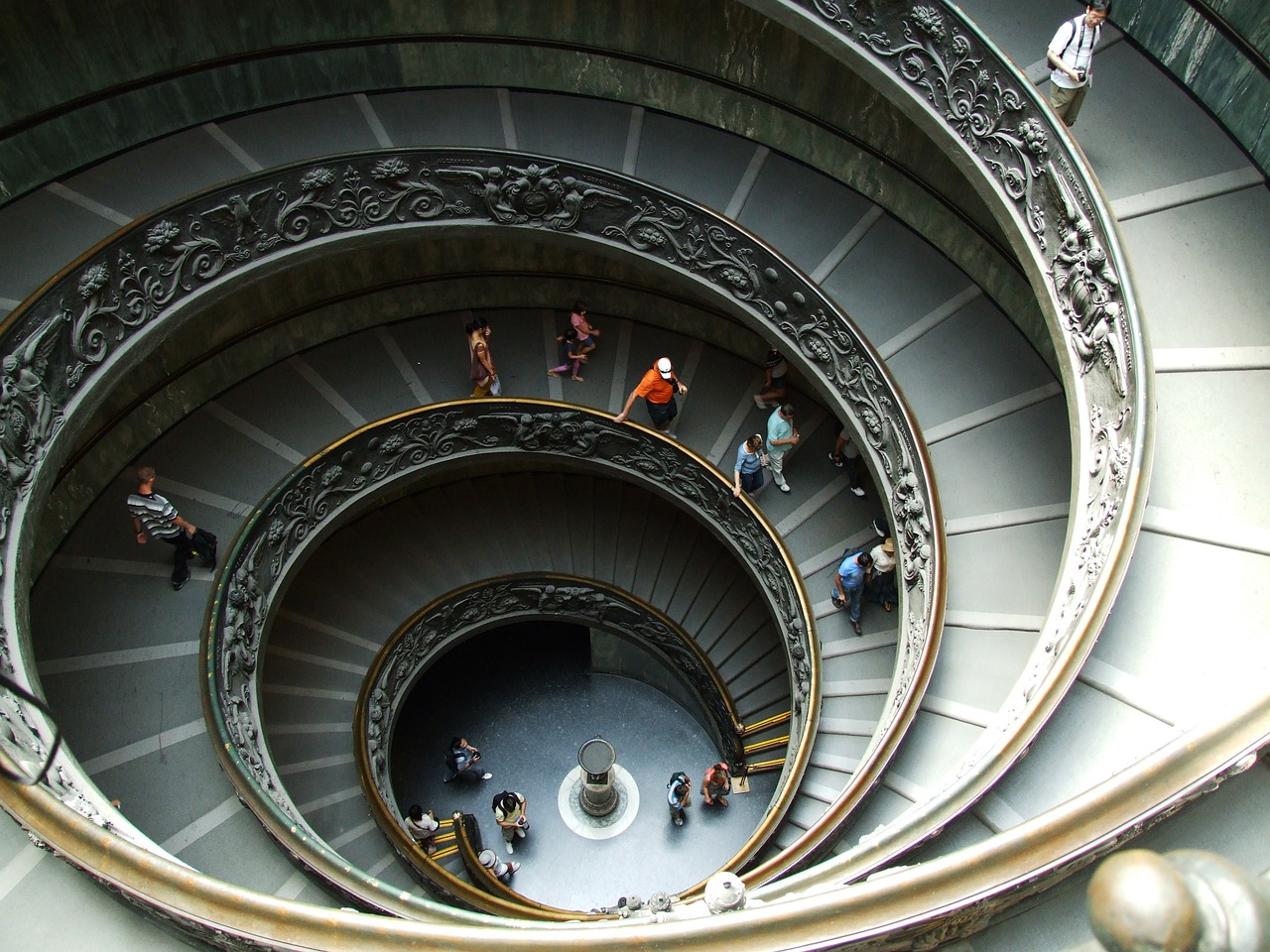 st-peters-basilica2.jpg