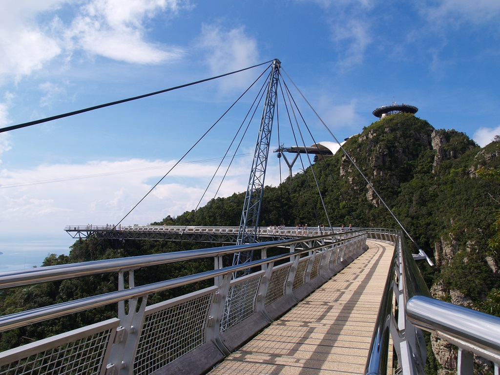 suspension bridge langkawi
