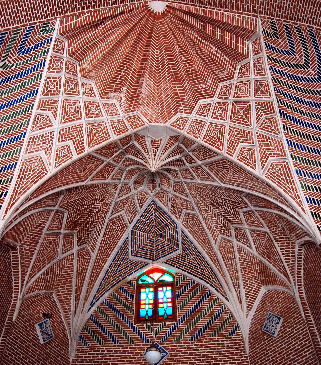 tabriz bazaar.jpg